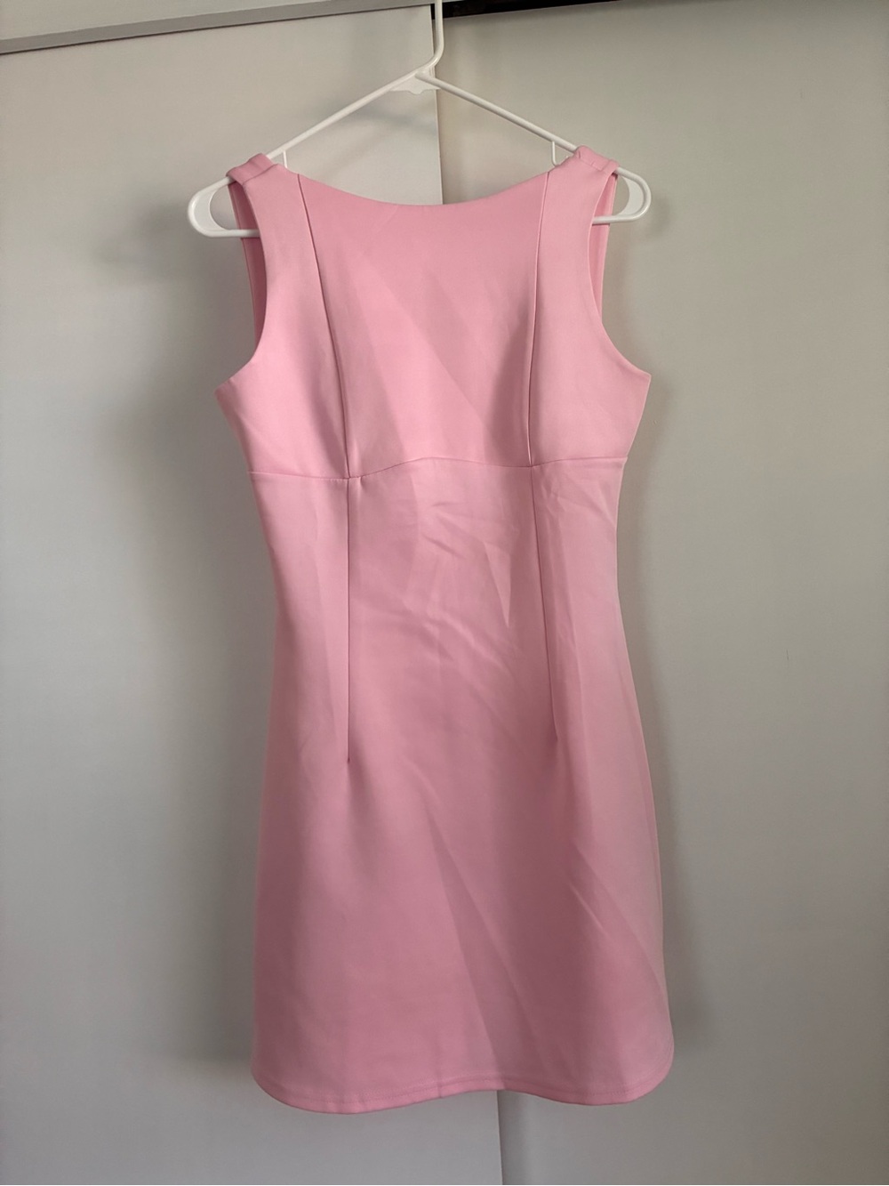 Classic Sleeveless Pink Sheath Dress